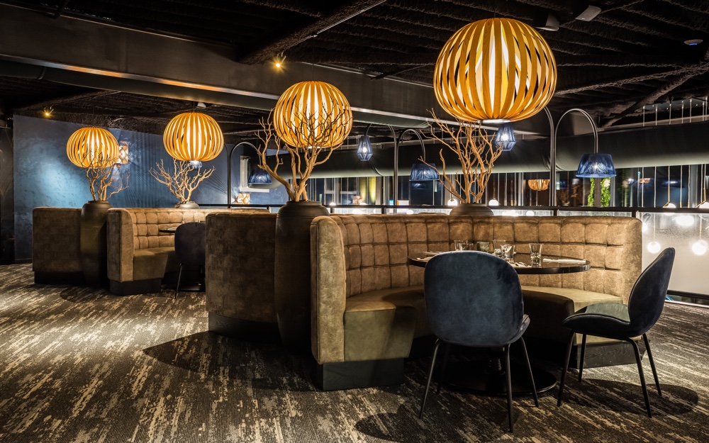 LZF’s Poppy shines at the Lucky Apple restaurant in Waalwijk